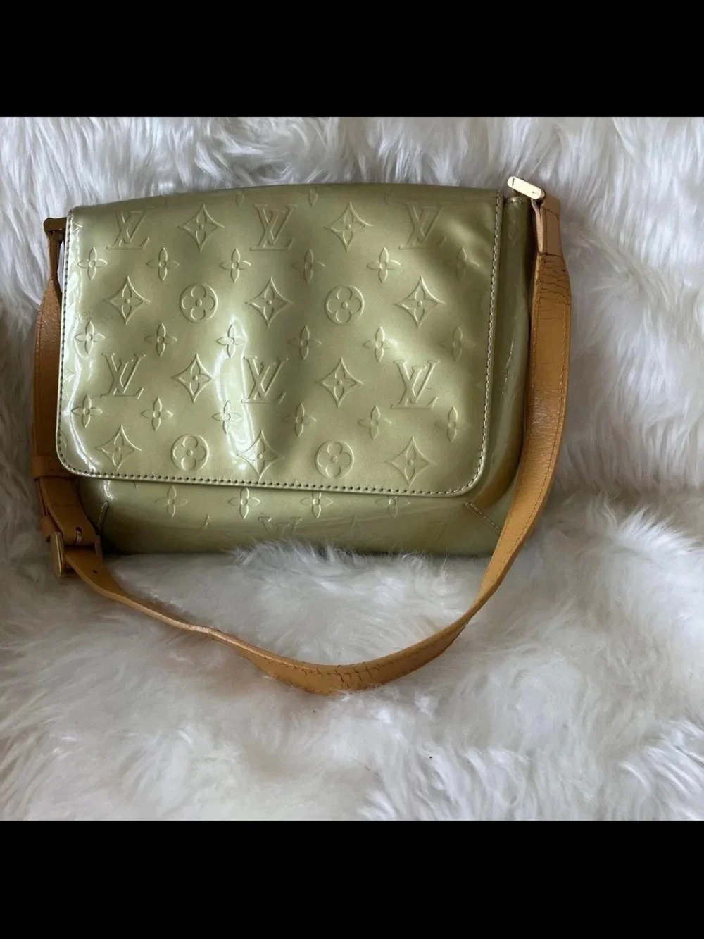 Louis Vuitton Olive Green Monogram Vernis Shoulder Bag